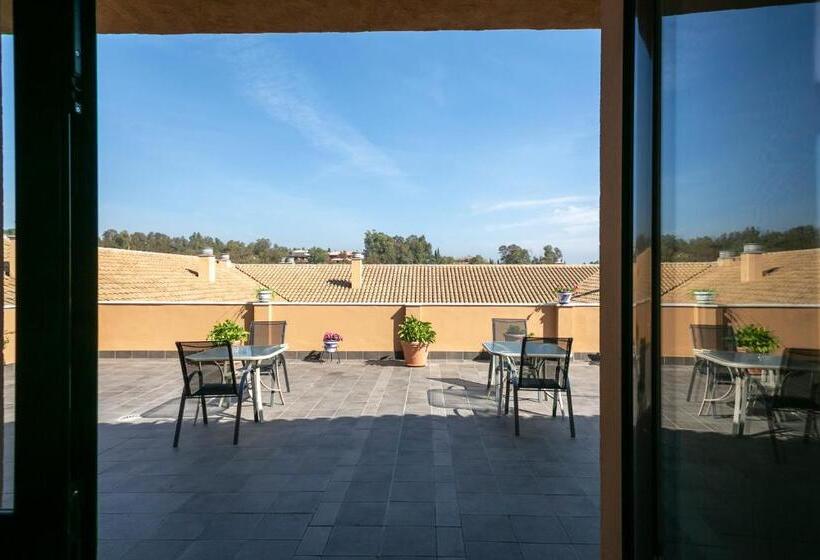 Apartamentos Turísticos La Castilleja