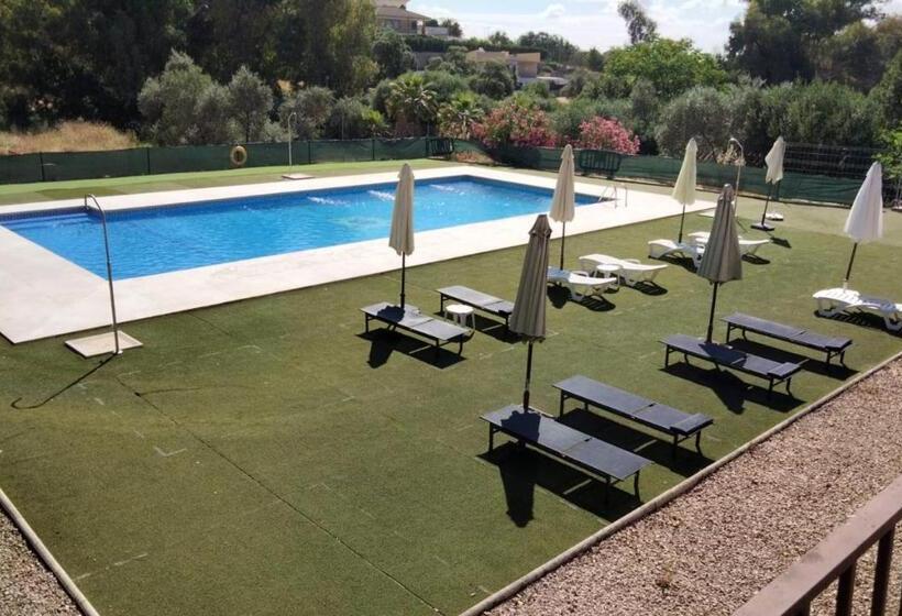 Apartamentos Turísticos La Castilleja