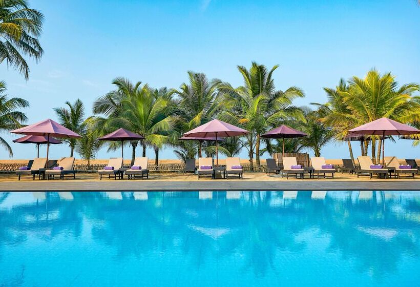 Avani Kalutara Resort