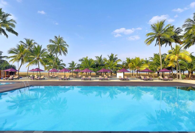 Avani Kalutara Resort