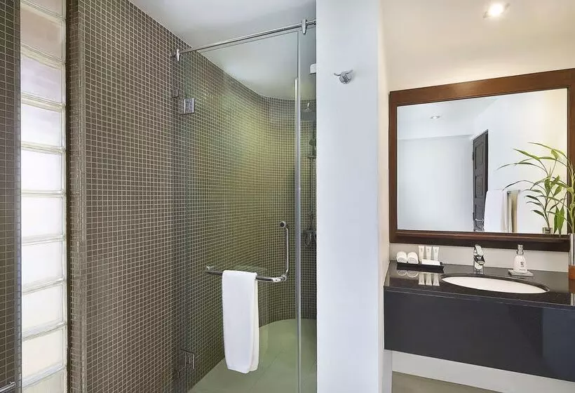 Avani Kalutara Resort