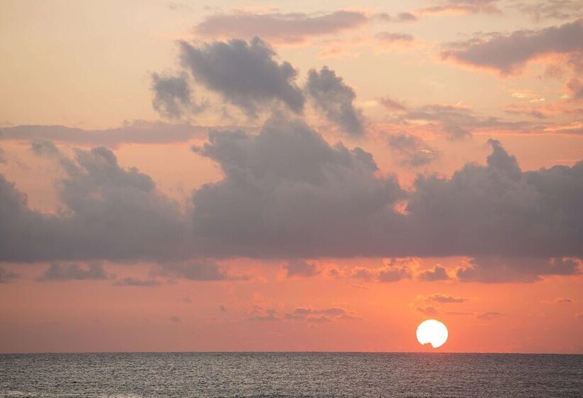 Avani Kalutara Resort