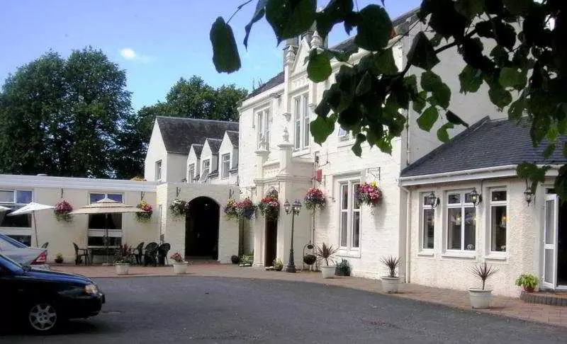 Burnhouse Manor Hotel
