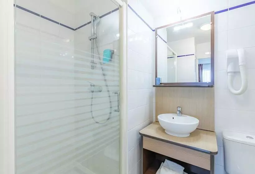 هتل Appart City Confort Brest