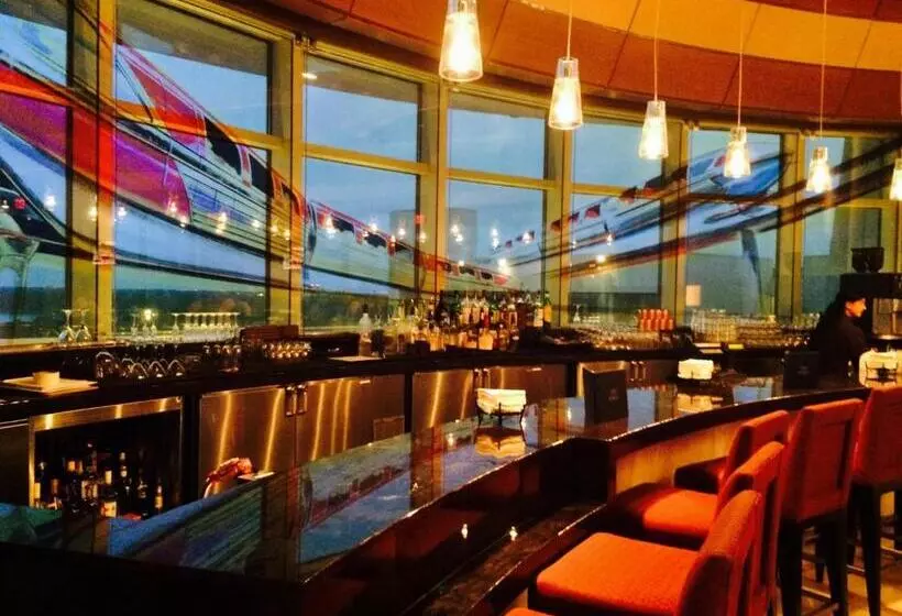 هتل Bay Lake Tower at Disney's Contemporary Resort