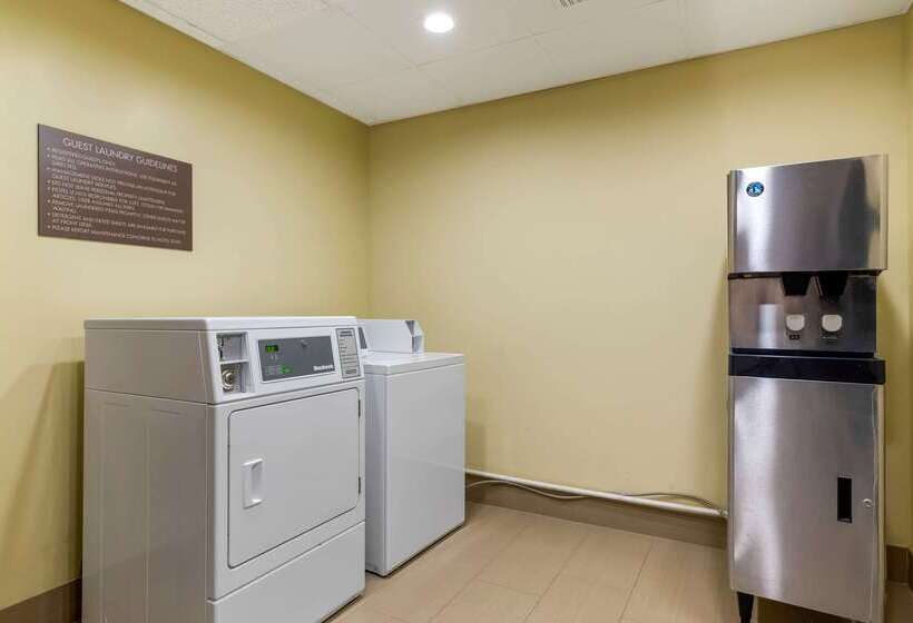 فندق Comfort Inn & Suites Montgomery Eastchase