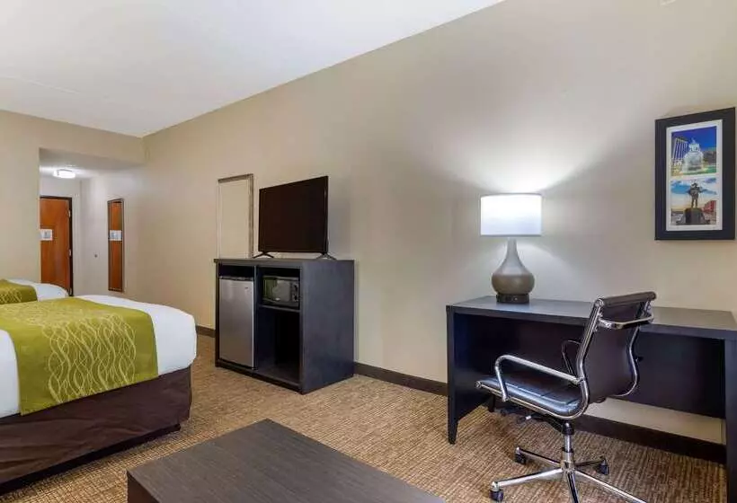 فندق Comfort Inn & Suites Montgomery Eastchase