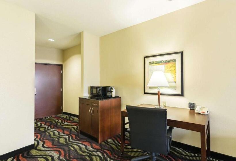 فندق Comfort Suites Beaumont I10