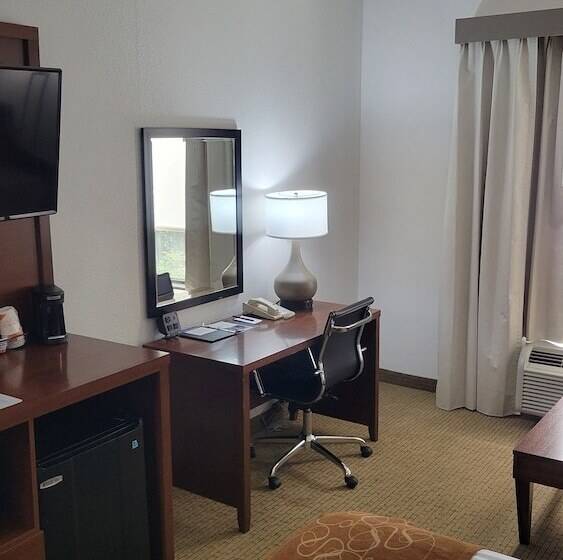 호텔 Comfort Suites Cummingatlanta Near Northside Hospital Forsyth