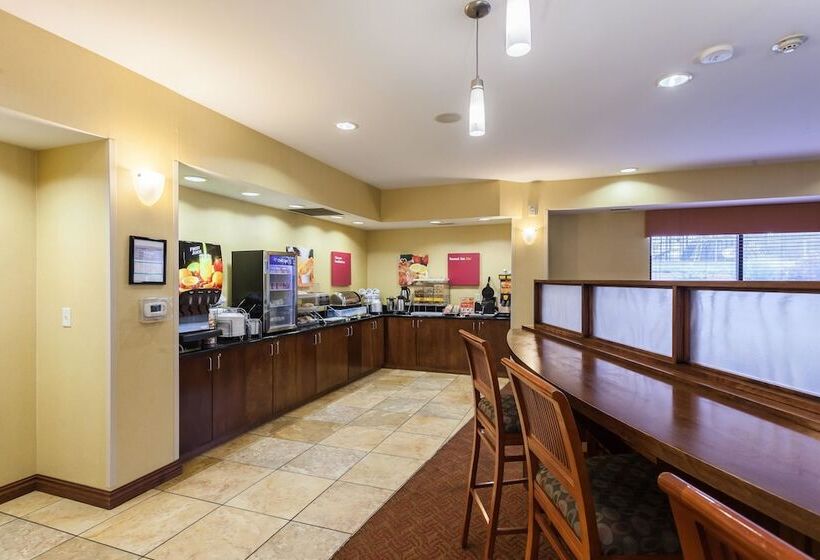 בית מלון כפרי Comfort Suites East Lincoln   Mall Area