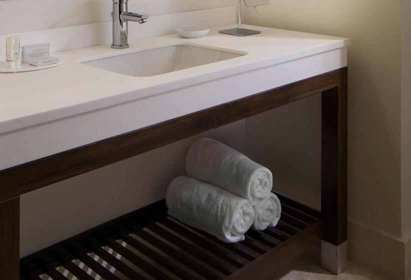 فندق Courtyard Miami Dadeland