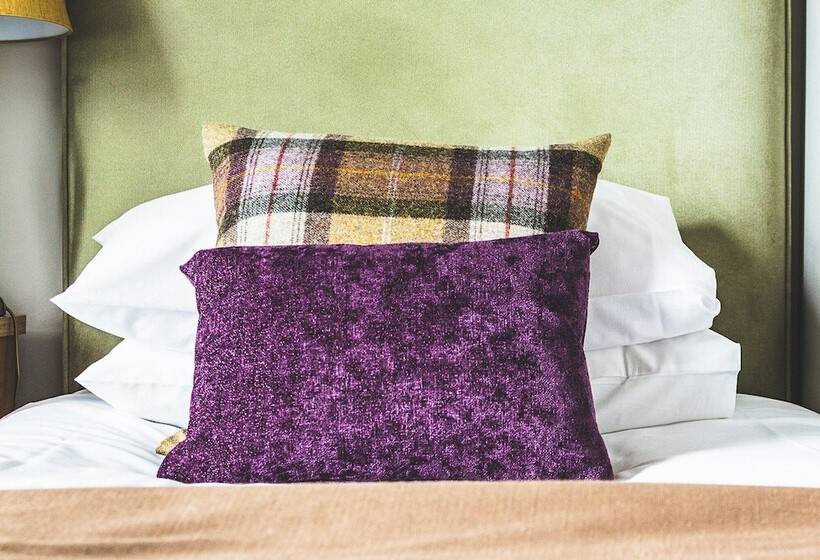 בית מלון כפרי Cove Bay