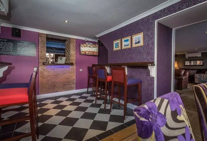 Отель Duke Of Normandie