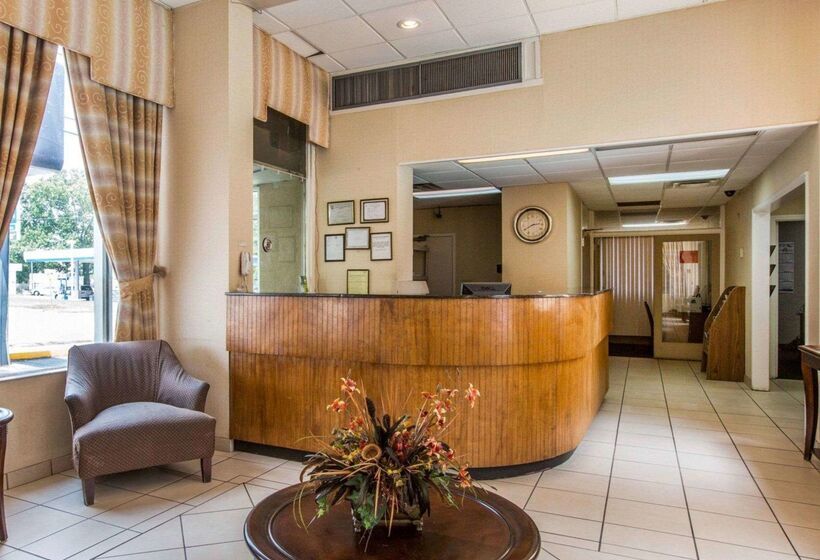 فندق Econo Lodge