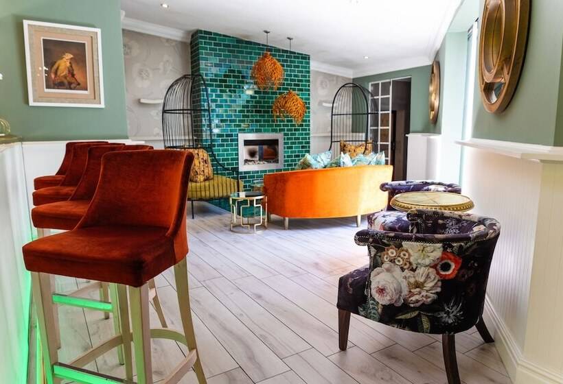 Fairlawns Boutique Hotel & Spa