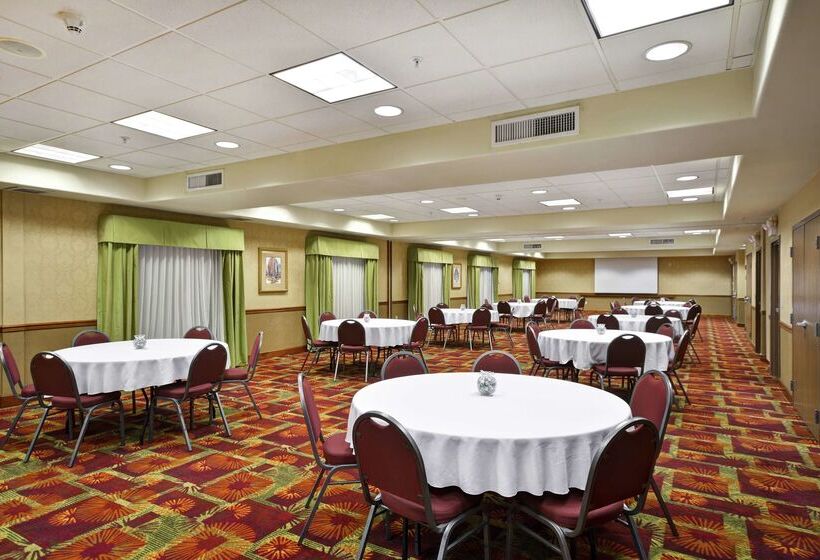Отель Hampton Inn & Suites Yuma