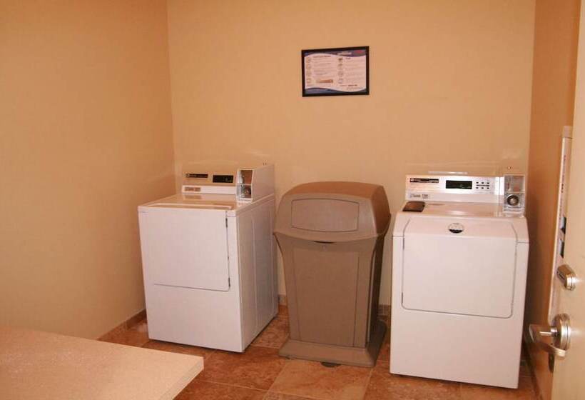 Отель Hampton Inn Brentwood