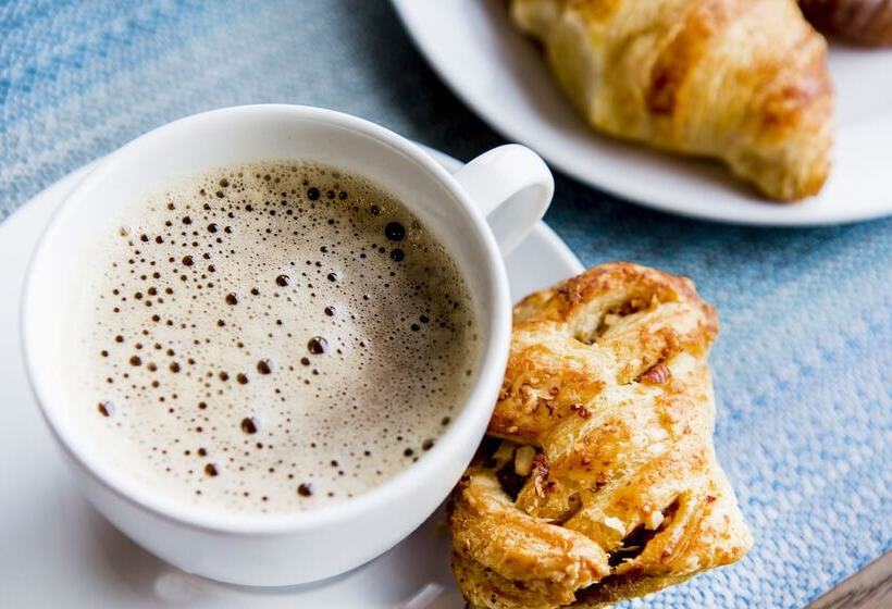 호텔 Holiday Inn Express Sandton Woodmead, An Ihg