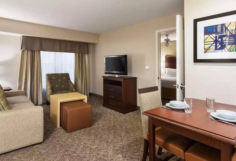 هتل Homewood Suites By Hilton Shreveport