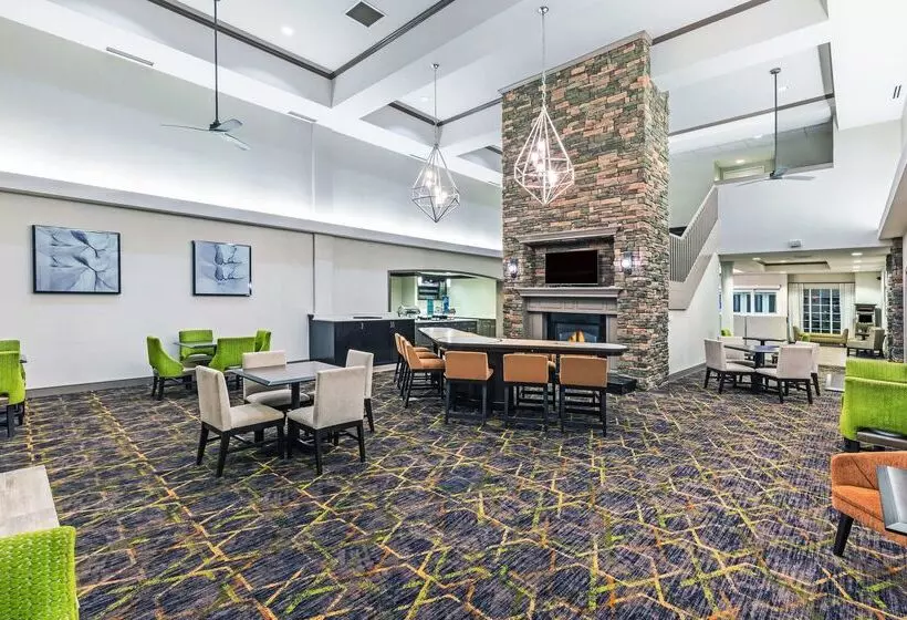هتل Homewood Suites By Hilton Shreveport