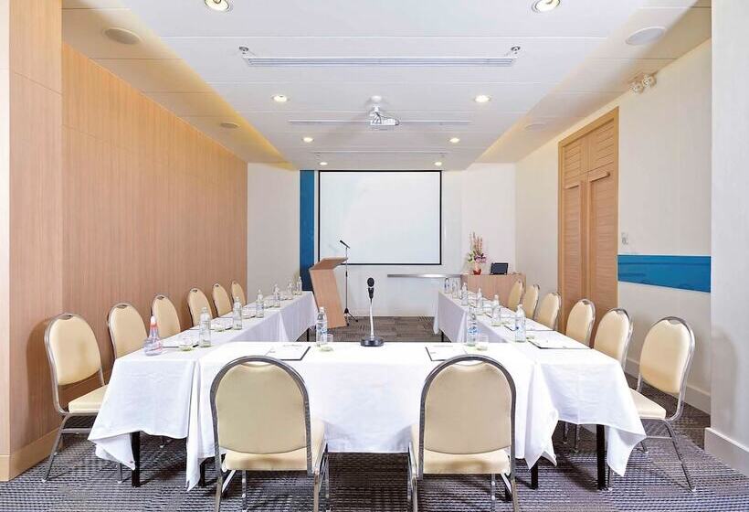 فندق Ibis Phuket Kata