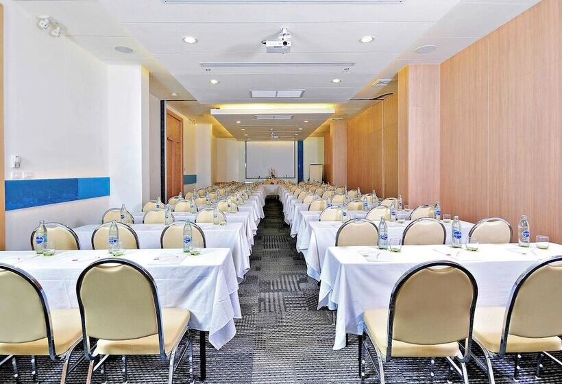 فندق Ibis Phuket Kata