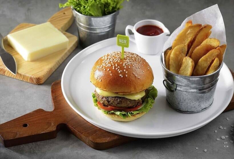 فندق Ibis Phuket Kata