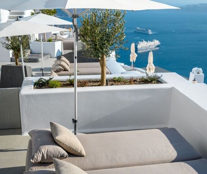 Iconic Santorini, A Boutique Cave Hotel By Sandglass