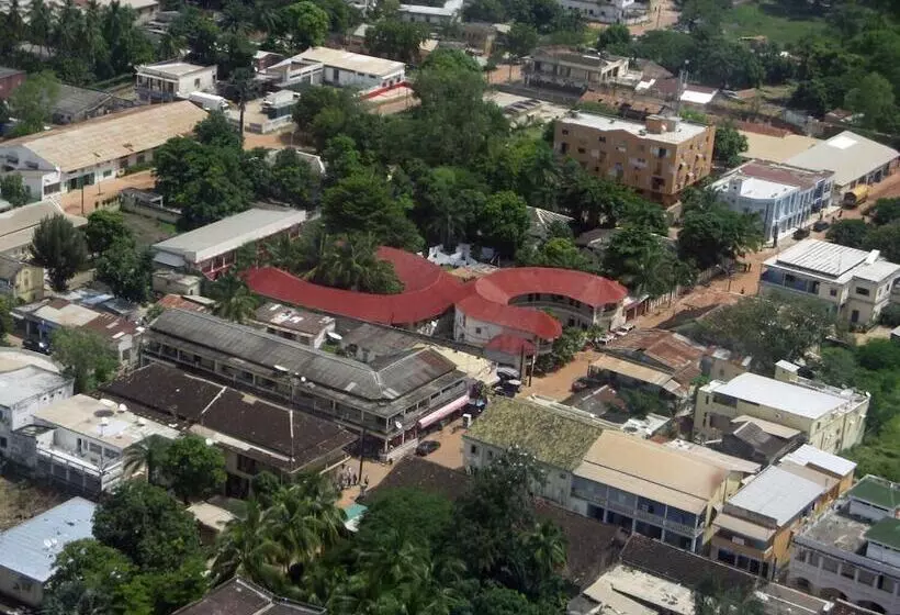 هتل Le Flamboyant