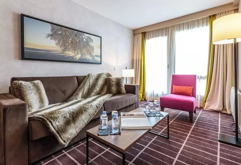 هتل Le Savoy