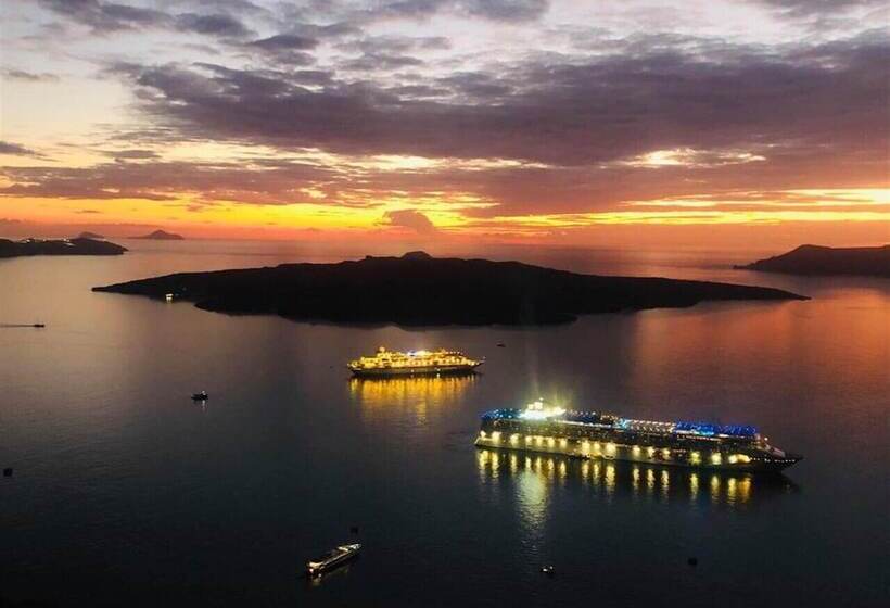 Otel Loucas On The Cliff
