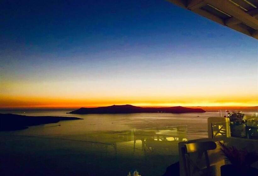 Otel Loucas On The Cliff