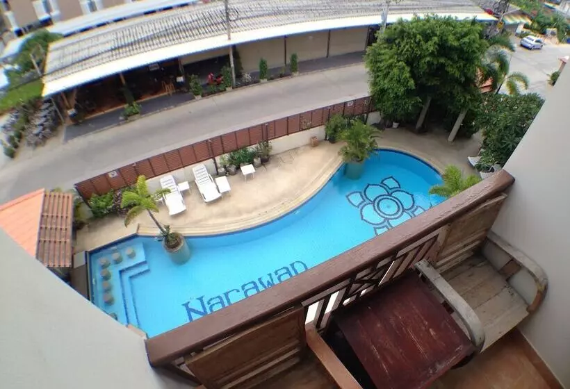 בית מלון כפרי Narawan