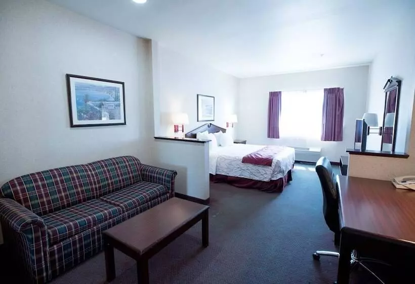 ホテル Portland Suites Airport East
