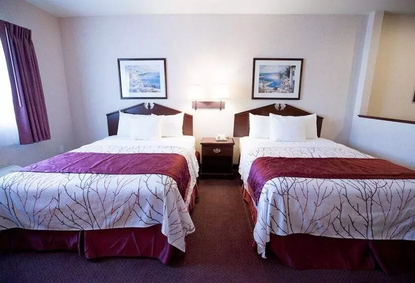 ホテル Portland Suites Airport East