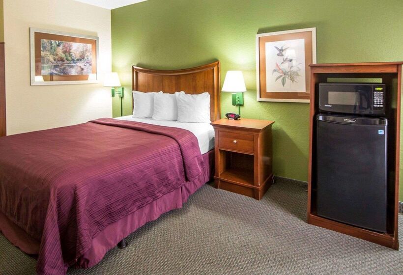 ホテル Quality Inn Merchants Drive