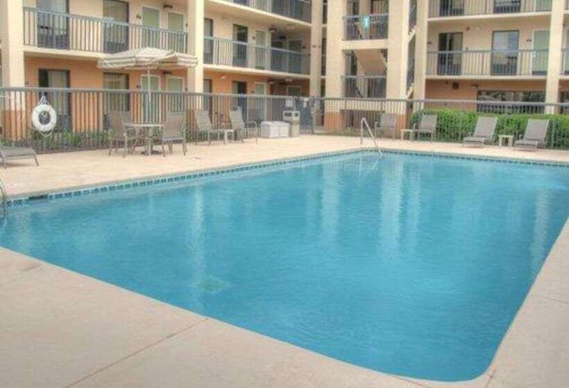 ホテル Quality Inn Merchants Drive