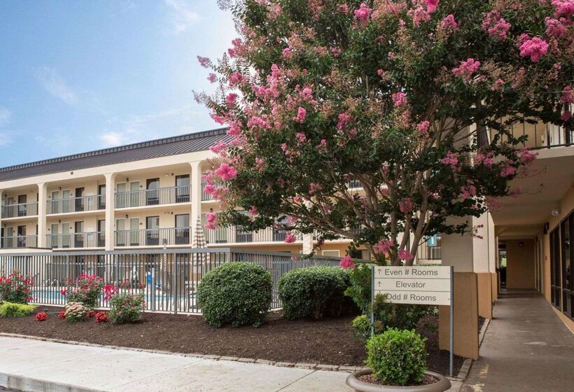 ホテル Quality Inn Merchants Drive