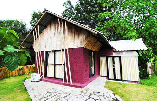 호텔 River Kwai Botanic Delight Resort