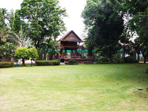 호텔 River Kwai Botanic Delight Resort