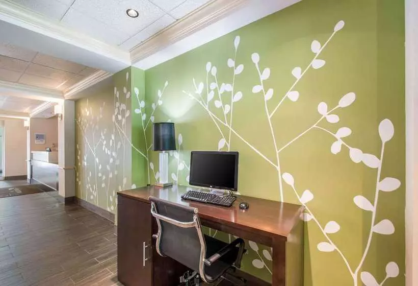 هتل Sleep Inn & Suites