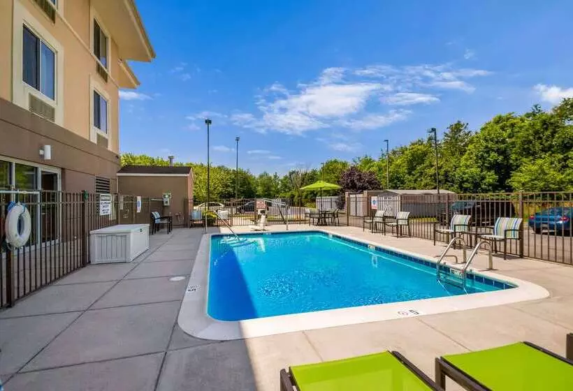 هتل Sleep Inn & Suites