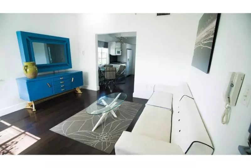 Hotel Stay At Lincoln