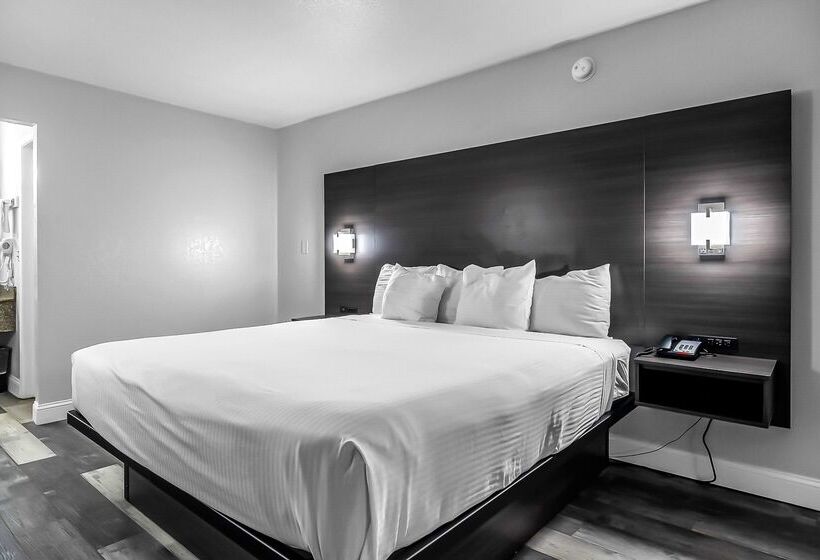 Surestay Hotel By Best Western Oklahoma City West