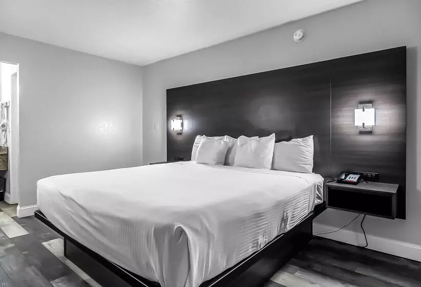 Surestay Hotel By Best Western Oklahoma City West