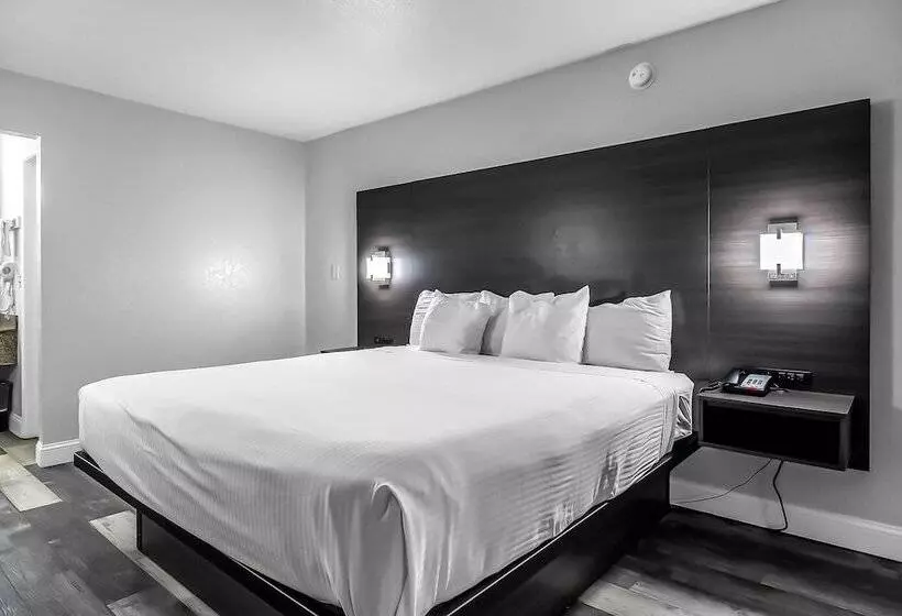 Surestay Hotel By Best Western Oklahoma City West