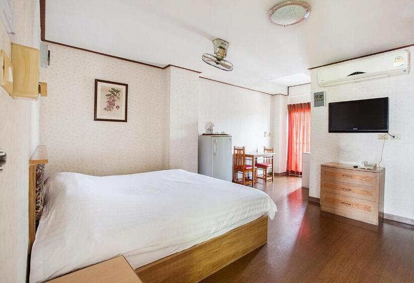 هتل The Aiyapura Bangkok