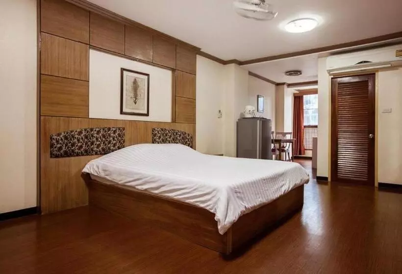 Hotel The Aiyapura Bangkok