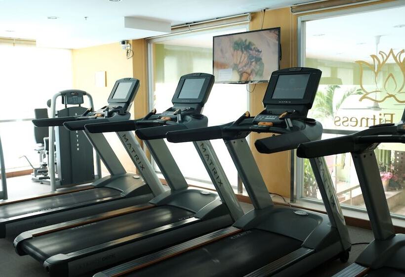 هتل The Aiyapura Bangkok