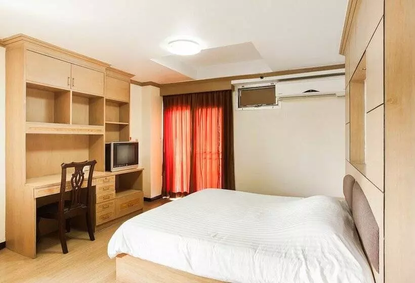 Hotel The Aiyapura Bangkok